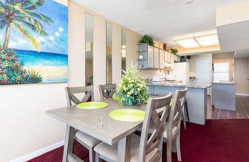 Gulf Shores Condo | Spectacular Gulf Front, top floor condo! Boardwalk 1085 next to Sea N Suds!