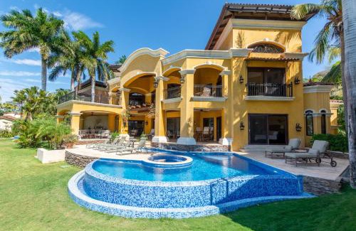 Playa Flamingo House | Spectacular Mediterranean-Style Mansion with Beachfront Views in Playa Flamingo
