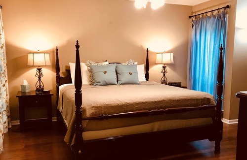 Southwood Valley House | Spectacular New Aggieland Short Term Rental Offered!