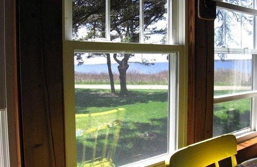 Pemaquid Point Cottage | Spectacular Ocean Waterfront - Walk to Pemaquid Light