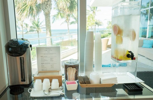 Bal Harbour Apartment | Spectacular Private Studio at 5 Star Hotel Bal Harbour Miami Beach- 2 Queen Beds
