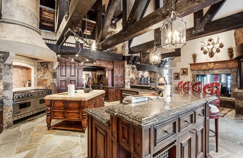 Beaver Creek House | Spectacular ski-in/ski-out chateau with hot tub, gym, movie room, & in-home spa