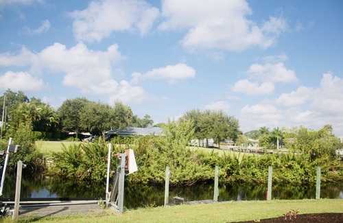 Fort Myers Shores House | Spectacular Sunset - Peaceful River! Private House & Pool, Exclusive for You!