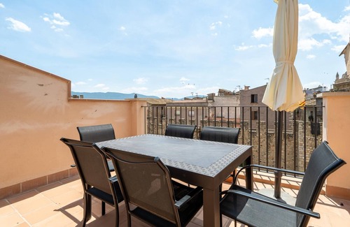 Montblanc Apartment | Spectacular views of the Montblanc wall