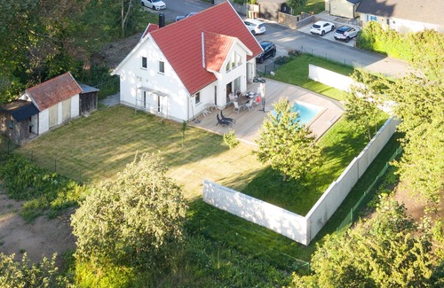 Brantevik House | Spend an unforgettable vacation in this comfortable vacation home with pool!