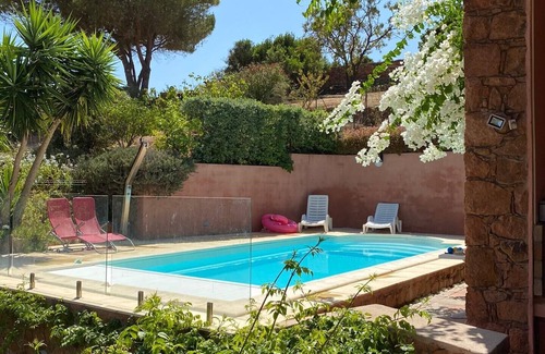 Osani Apartment | Spend exceptional holidays in a protected village , by the sea