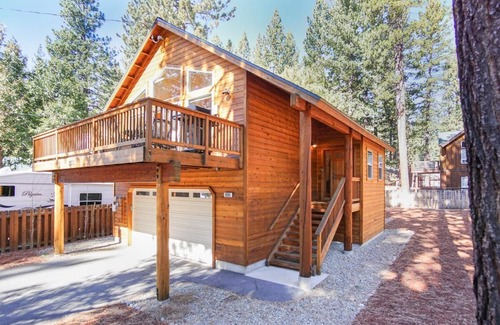 Kings Beach Ski Chalet | Spend Fall at King's Beach! Sunny Cabin with private hot tub in King's Beach