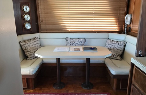 Downtown Charleston Boat Rental | Spend The Weekend Aboard Your Own Private Yacht In Historic Charleston