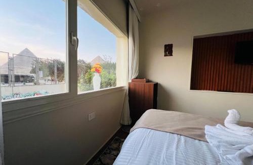 Giza Hotel | Sphinx Scarab Pyramids View