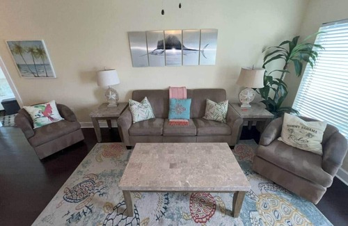 Independence Square Apartment | Splash Harbour Waterfront Condo, Harbourside #6617