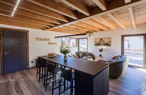 La Salle-les-Alpes Ski Chalet | Splendid Chalet 4*, 3 bedrooms/3 bathrooms - 6/8 people