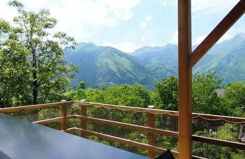Eaux-Bonnes Ski Chalet | Splendid chalet with breathtaking mountain views Pets welcome!