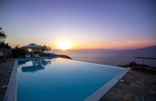 Kitries Villa | Splendid Messinia Resort Villa | Private Pool Mansion Sea View | Private Pool &.