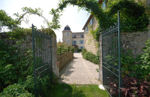 Precilhon House | Splendid rural Chateau/Manor house with a pool for your big family vacation