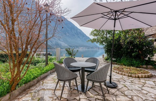 Orahovac Villa | Sponza House - Three Bedroom Villa, Sleeps 7