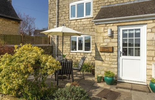 Painswick House | Spring Cottage