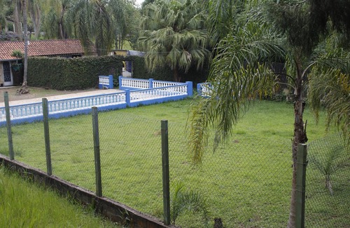 Mairinque House | Spring Feston Farm. Seasonal Rental