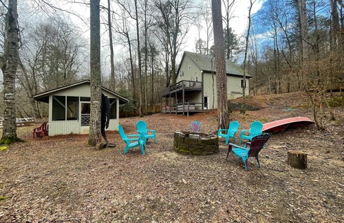 Ellijay Cabin | Spring is coming and so is the warmer temps.Spend it in nature and on the River!