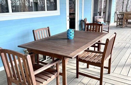 Estill Springs House | Spring Openings! Lakefront Getaway with Dock on Tims Ford Lake!