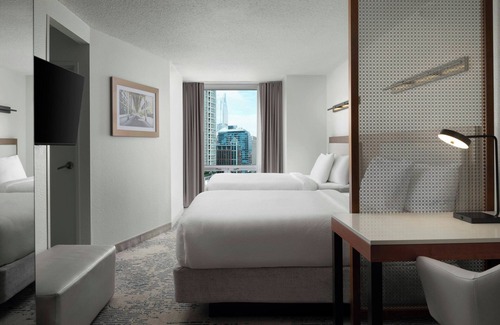 Downtown Chicago Hotel | Springhill Suites by Marriott Chicago Downtown/River North