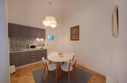 Osijek Apartment | Square 12 Osijek