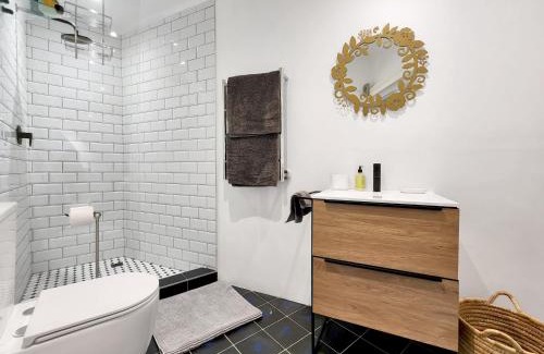Cape Town City Centre Apartment | Squirrel Leap - Stylish & Cozy Table Mountain Cottage