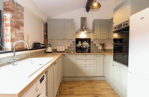 Swafield Cottage | Squirrel Lodge