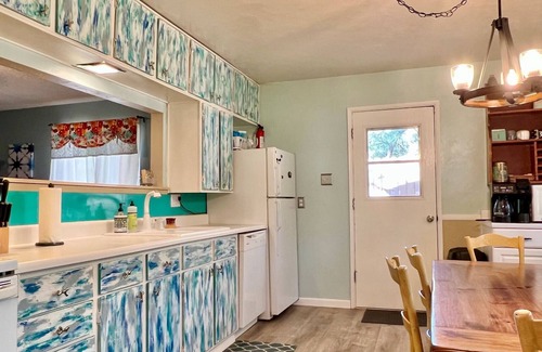 Ponderosa Park Cabin | Squirrels Run - Prescott Cabin Rentals