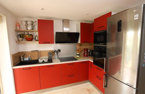 Saint-Cyprien Plage Ski Chalet | St Cyprien family home near the beach