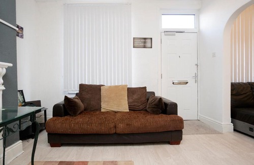 Harehills Apartment | St James Luxury Apartment