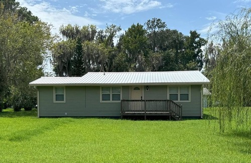 Crescent City House | St. Johns River Retreat
