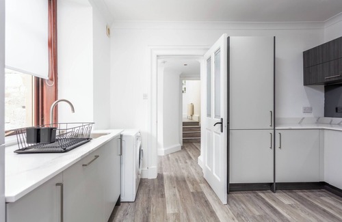 Troon Apartment | St Meddans Mews - Donnini Apartments