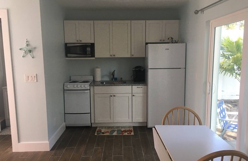 St. Pete Beach Cottage | St Pete Beach, 1 Bed/1 Bath, All New, Walk To White Sands Of St Pete Beach
