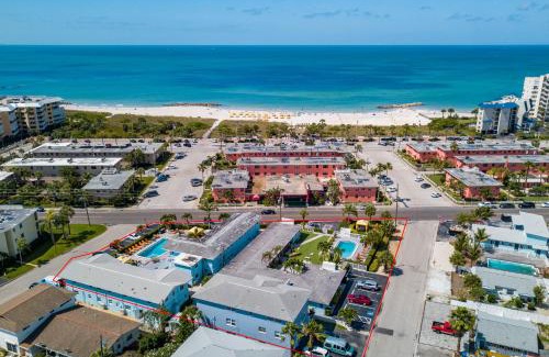 St. Pete Beach Hotel | St. Pete Beach Suites