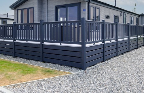 Treator Cabin | ST PETROCS 9, pet friendly, luxury holiday cottage in Padstow