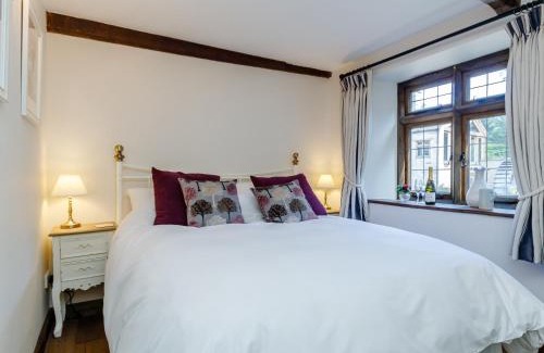 Dursley House | Stable Cottage