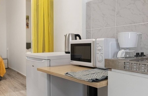 Favoriten Apartment | Standard 3BR/3BA Apt. near Hauptbahnhof