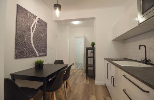 Erzsebetvaros Apartment | Standard Apartment by Hi5 - Madách