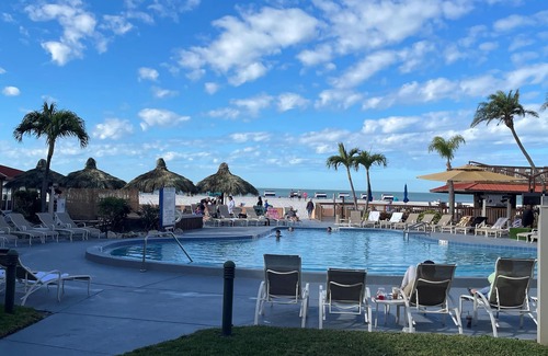 St. Pete Beach Hotel | Standard Boulevard View with 2 Double Beds