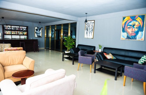 Margibi County Hotel | Standard Queen Room