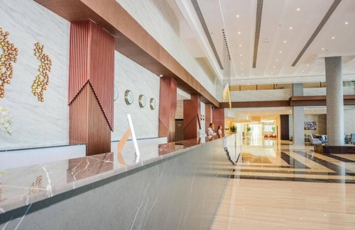 Academic City Apartment | Standard Room Near University of Birmingham Dubai
