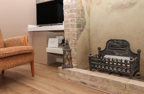 Eastbourne House | Star Cottage