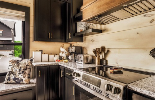 Sevierville House | Star Gazer Luxury Rooftop Cabin