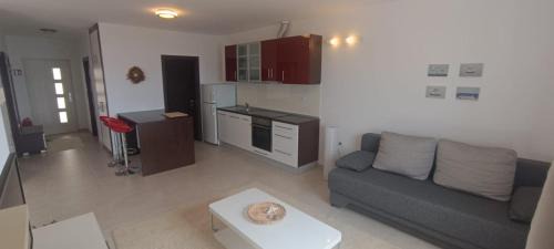 Cres Apartment | Stara Gavza 169 Cres , 150 meters from the beach