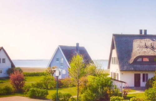 Neuenkirchen House | Starfish Comfortable holiday residence