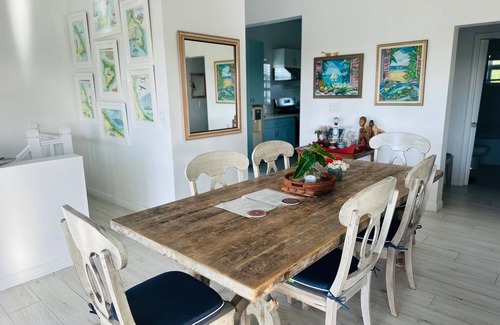 George Town House | Starfish Haven – Waterfront 2BR on Bonefish Flats & Great Ocean Views!