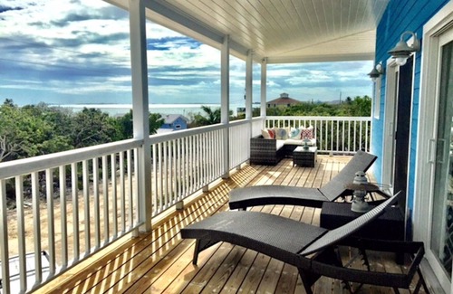 George Town House | Starfish Haven – Waterfront 2BR on Bonefish Flats & Great Ocean Views!