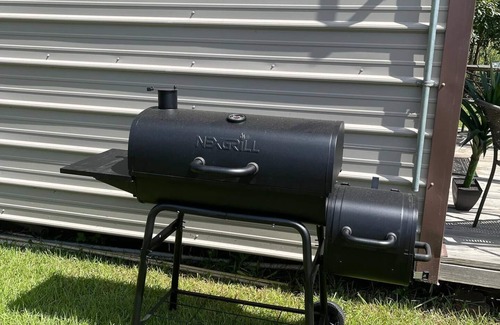 Oil City Cabin | Stargazer~Caddo Lake Cabins with Kayaks