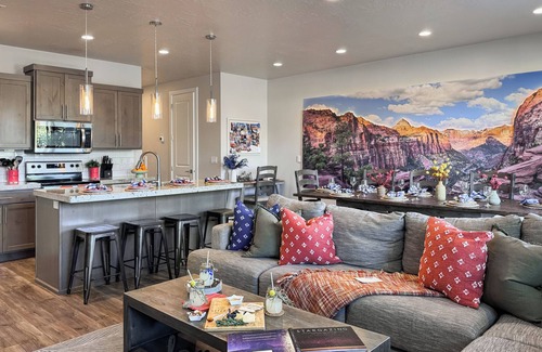 St. George Villa | Stargazer – Luxury Condo, Rooftop Views, Private Hot Tub
