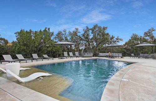 Canyon Lake House | Starlight Horizon 4 Cabins EFGH - 4 Side-by-Side Cabins Pet-Friendly Texas Hill Country Group Stay Near Canyon Lake - Pool, Stargazing, Sleeps 32